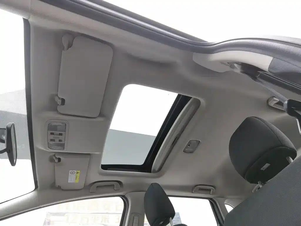 Honda Fit 2016 1.5L LXS CVT Comfort Sunroof Edition — миниатюра 14