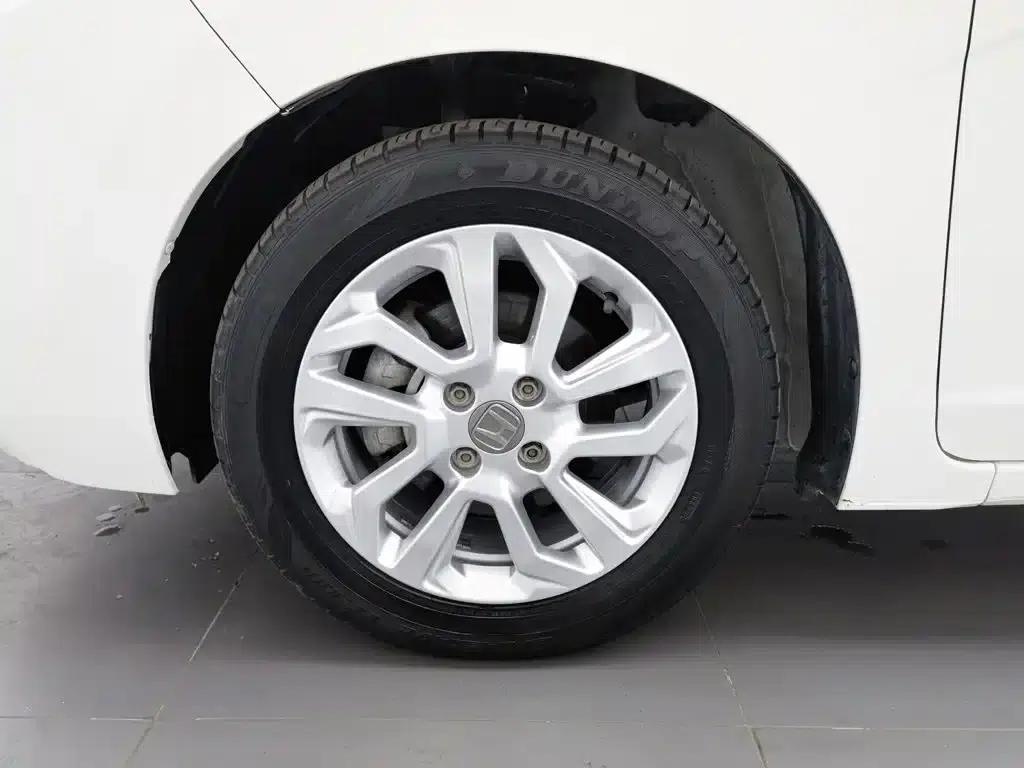 Honda Fit 2016 1.5L LXS CVT Comfort Sunroof Edition — миниатюра 17