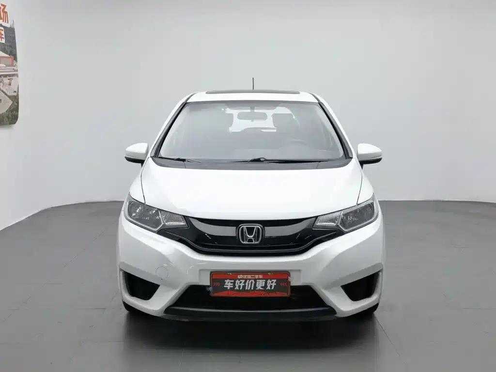 Honda Fit 2016 1.5L LXS CVT Comfort Sunroof Edition — миниатюра 3