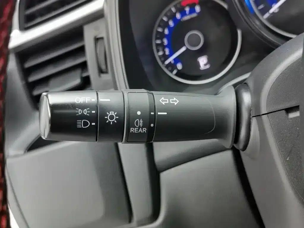 Honda Fit 2016 1.5L LXS CVT Comfort Sunroof Edition — миниатюра 21