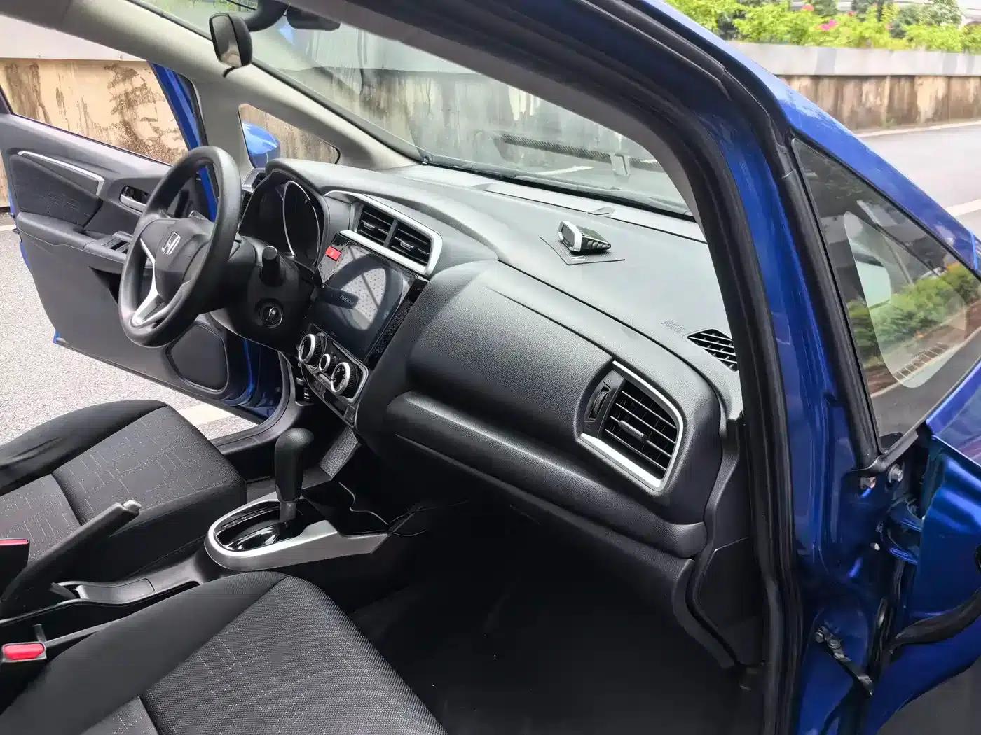 Honda Fit 2014 1.5L SE CVT Fashion Edition — миниатюра 20