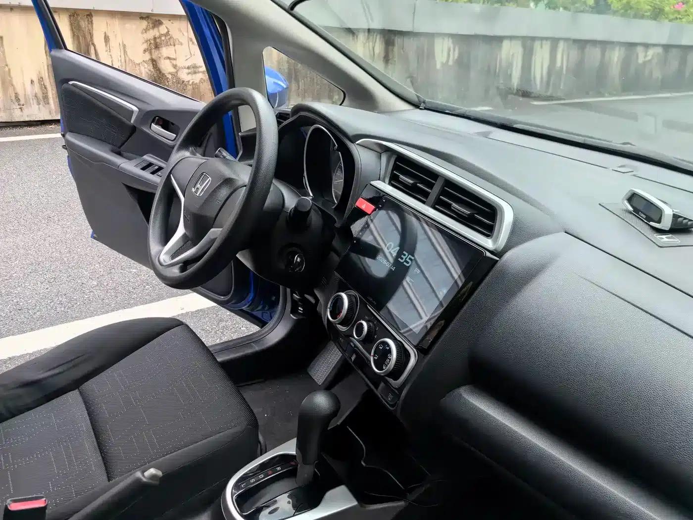 Honda Fit 2014 1.5L SE CVT Fashion Edition — миниатюра 21