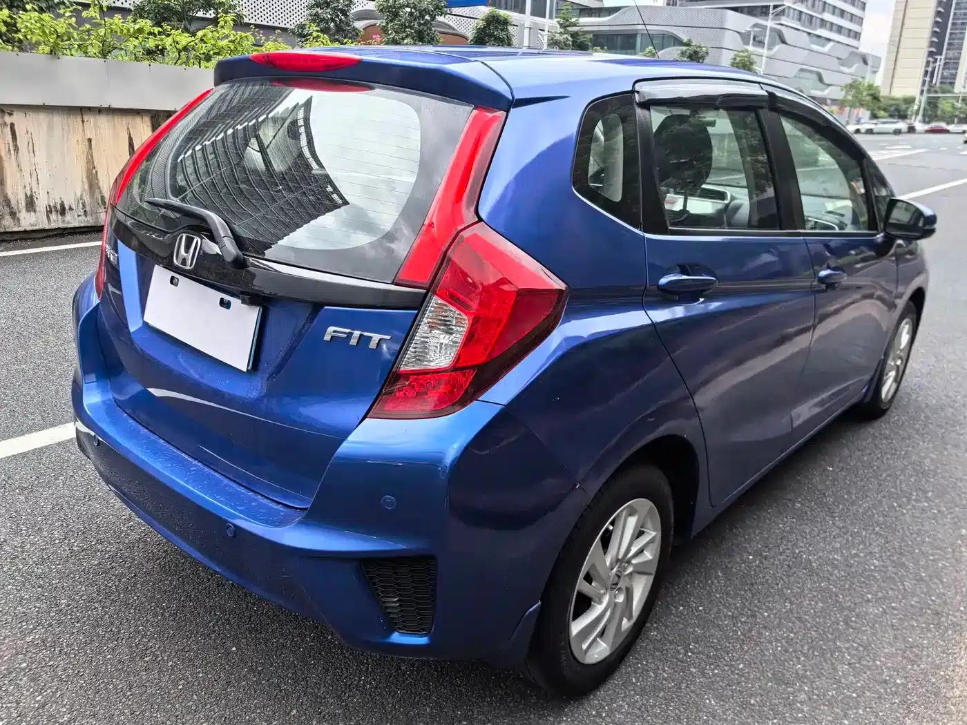 Honda Fit 2014 1.5L SE CVT Fashion Edition — миниатюра 5