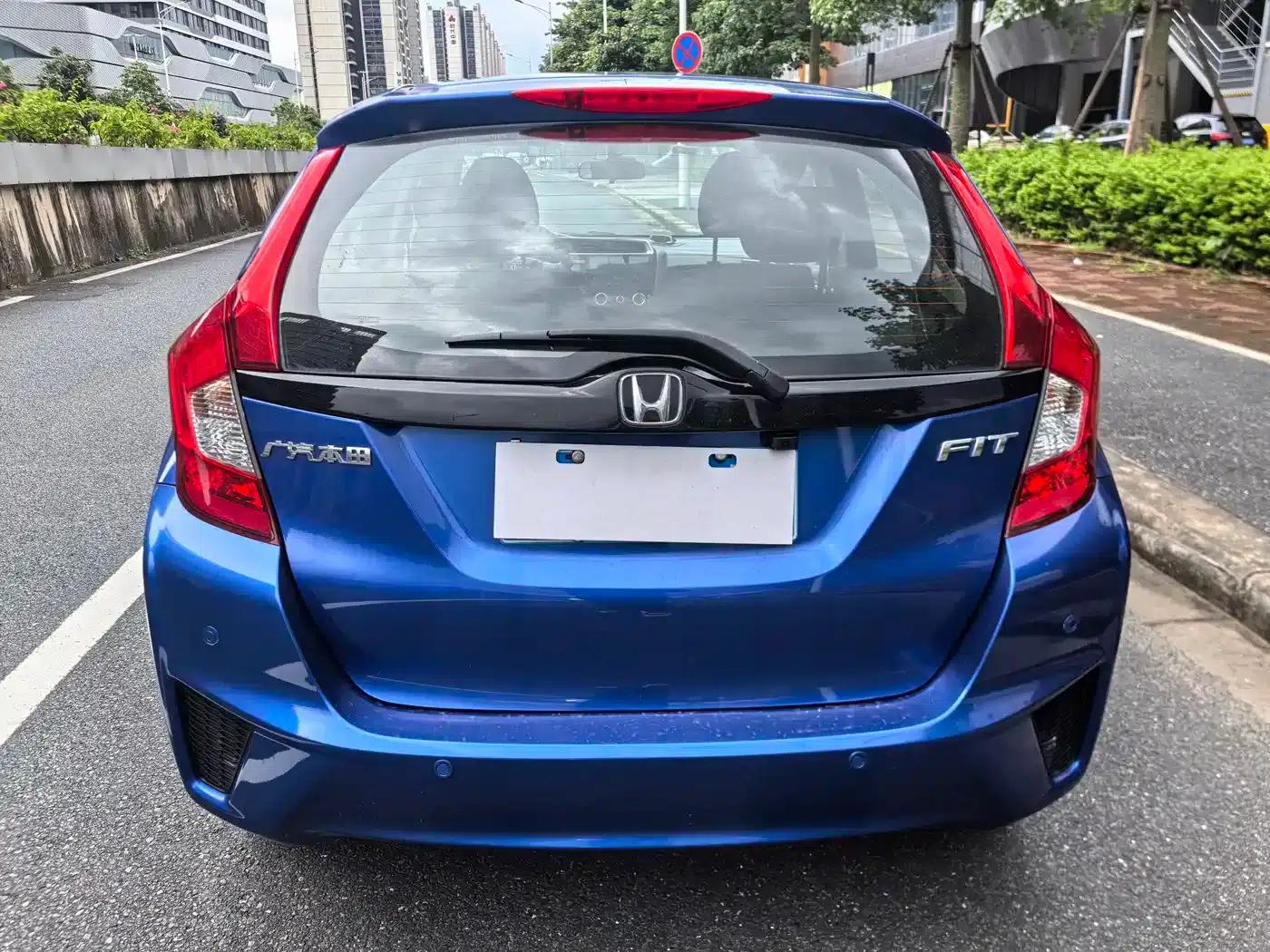 Honda Fit 2014 1.5L SE CVT Fashion Edition — миниатюра 6
