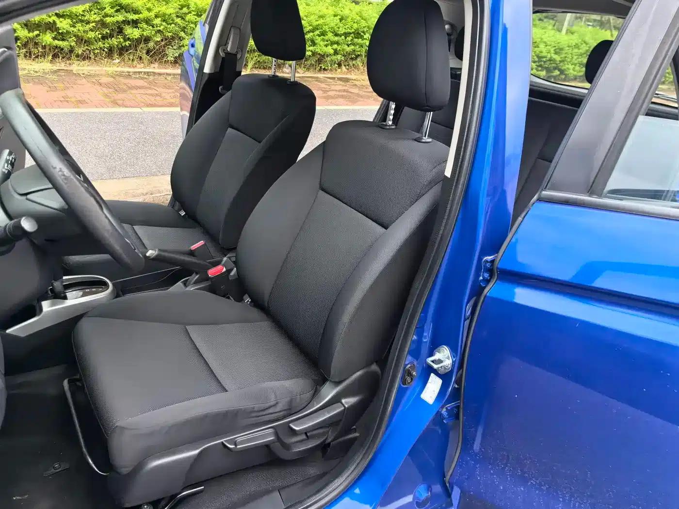 Honda Fit 2014 1.5L SE CVT Fashion Edition — миниатюра 8