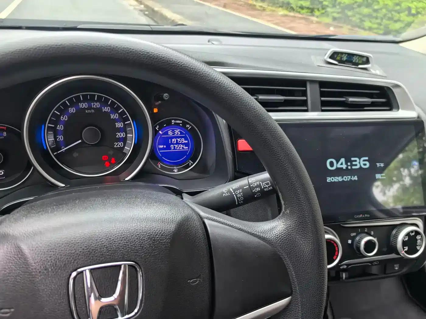 Honda Fit 2014 1.5L SE CVT Fashion Edition — миниатюра 9