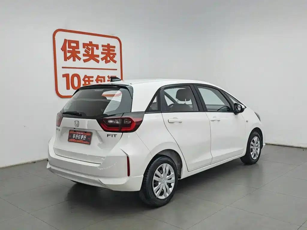 Honda Fit 2021 1.5L CVT Trend Edition — миниатюра 2