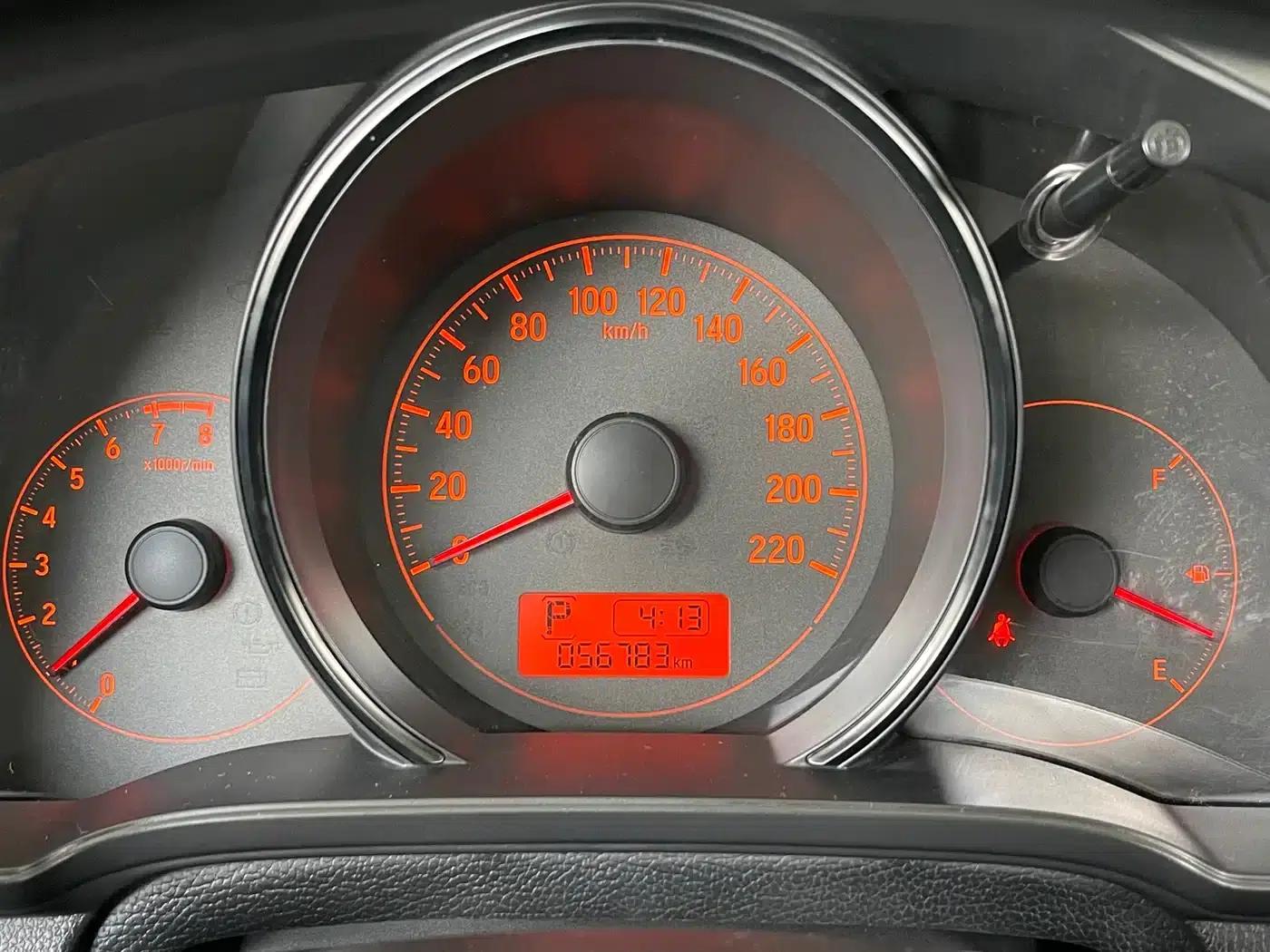 Honda Fit 2014 1.5L LX CVT Comfort — миниатюра 14