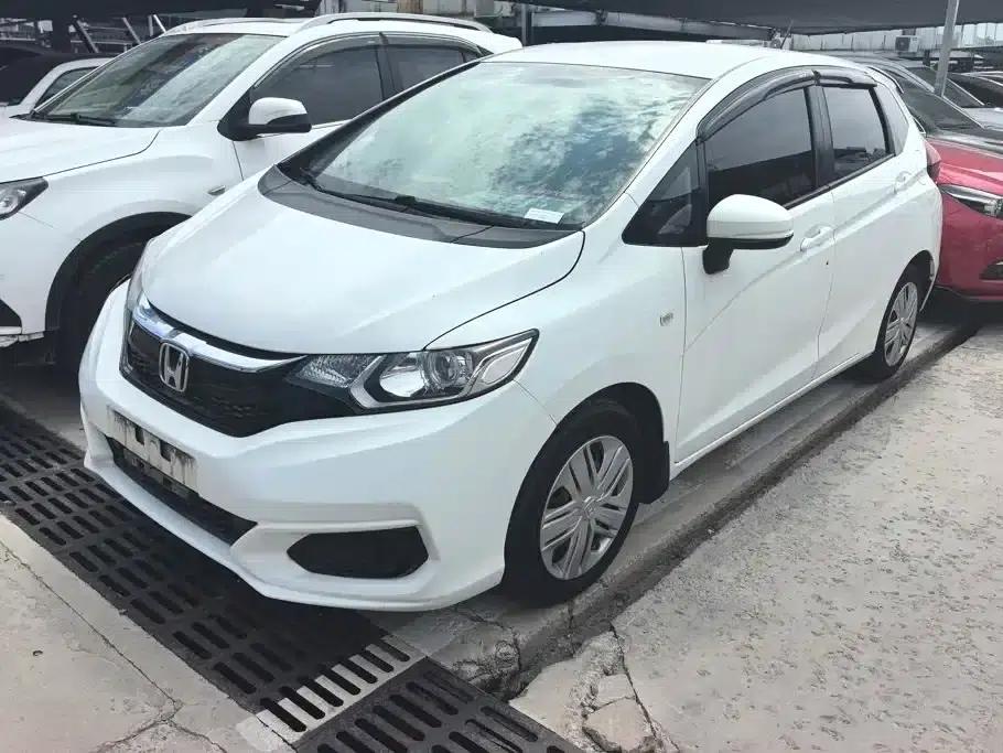 Honda Fit 2018 1.5L CVT Comfort Edition — миниатюра 1
