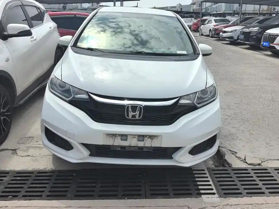Honda Fit 2018 1.5L CVT Comfort Edition — миниатюра 2