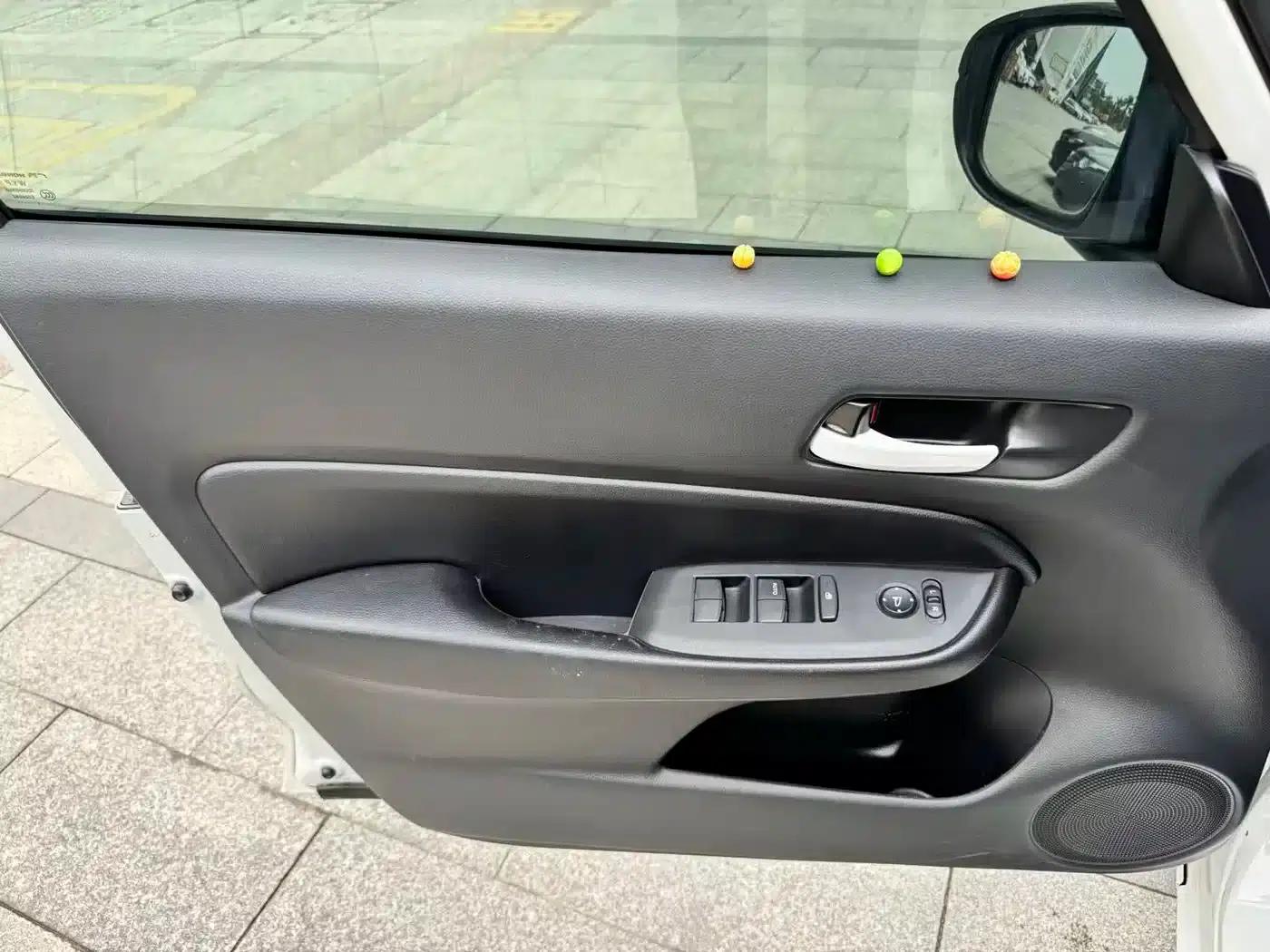 Honda Fit 2021 1.5L CVT Trend Edition — миниатюра 11