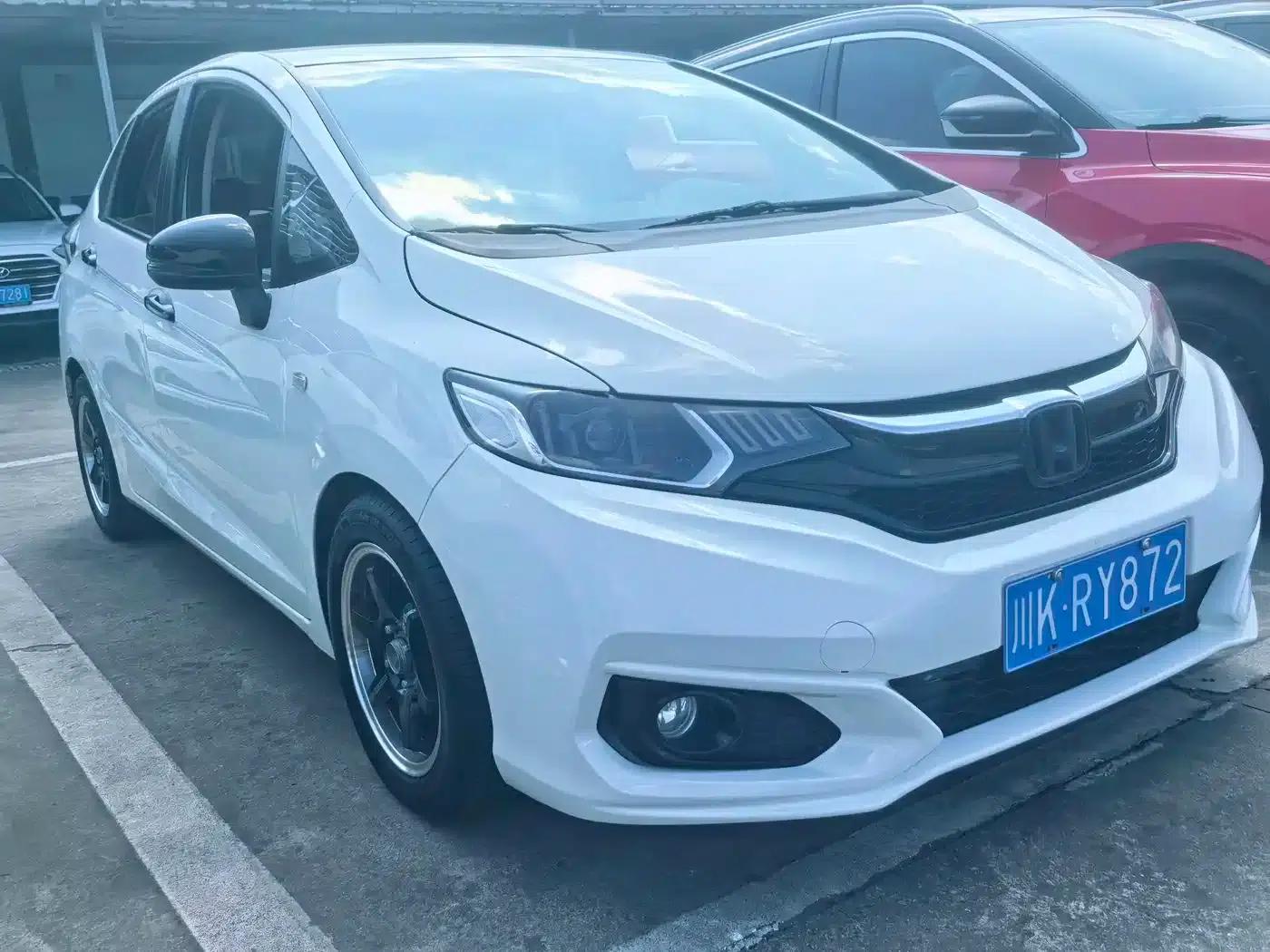 Honda Fit 2018 1.5L CVT Comfort Edition — миниатюра 2