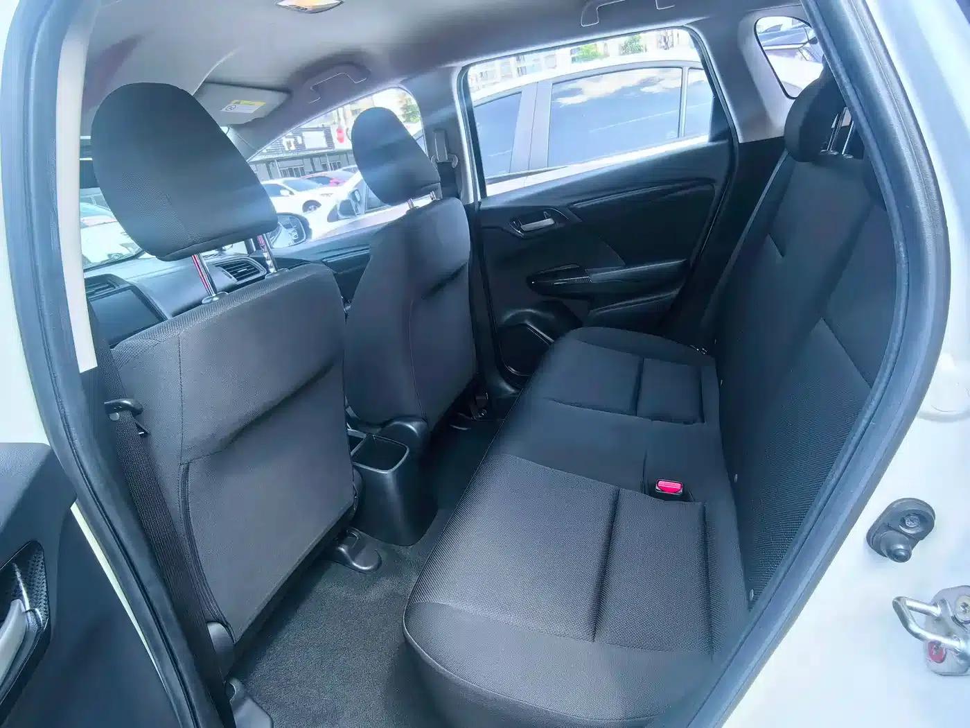 Honda Fit 2018 1.5L CVT Comfort Edition — миниатюра 20