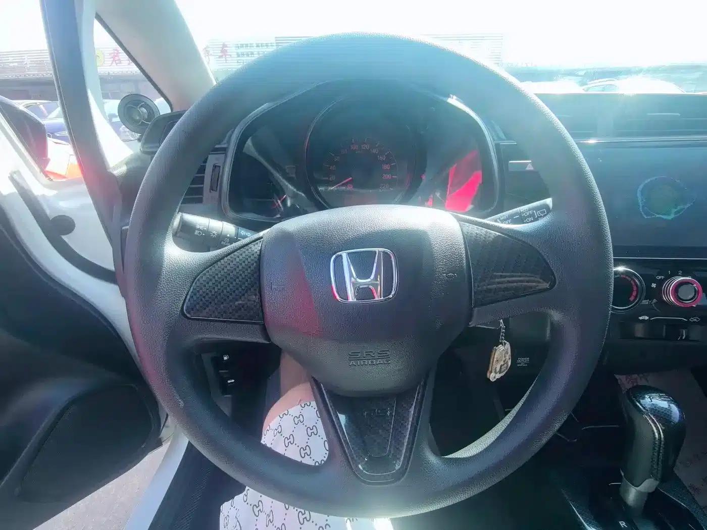 Honda Fit 2018 1.5L CVT Comfort Edition — миниатюра 24