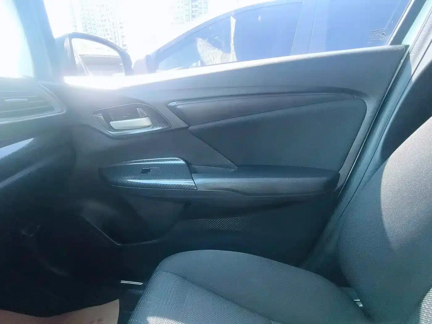 Honda Fit 2018 1.5L CVT Comfort Edition — миниатюра 30