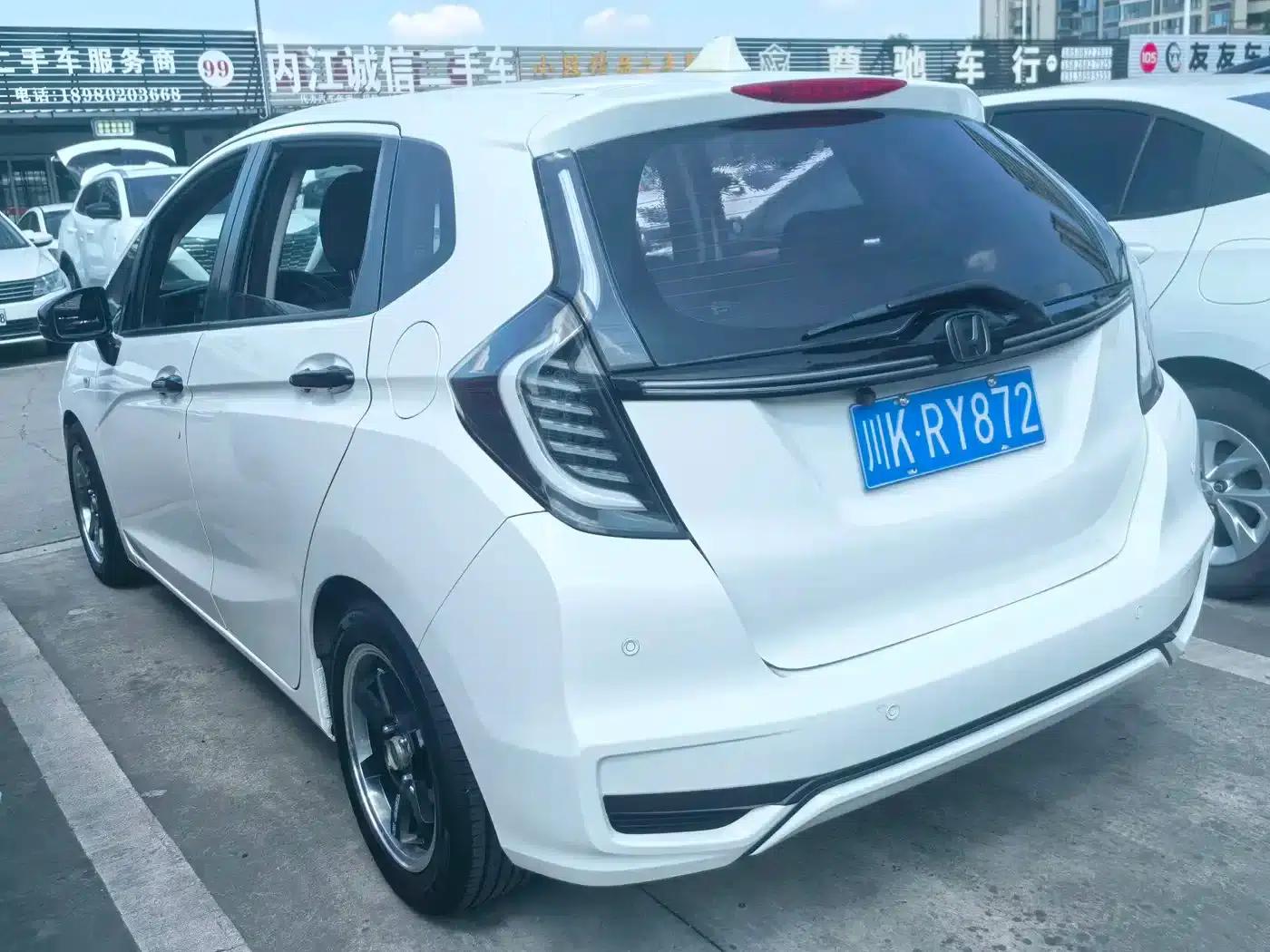 Honda Fit 2018 1.5L CVT Comfort Edition — миниатюра 5