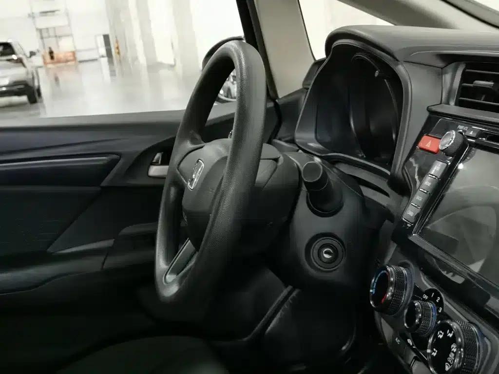 Honda Fit 2014 1.5L LX CVT Comfort — миниатюра 22