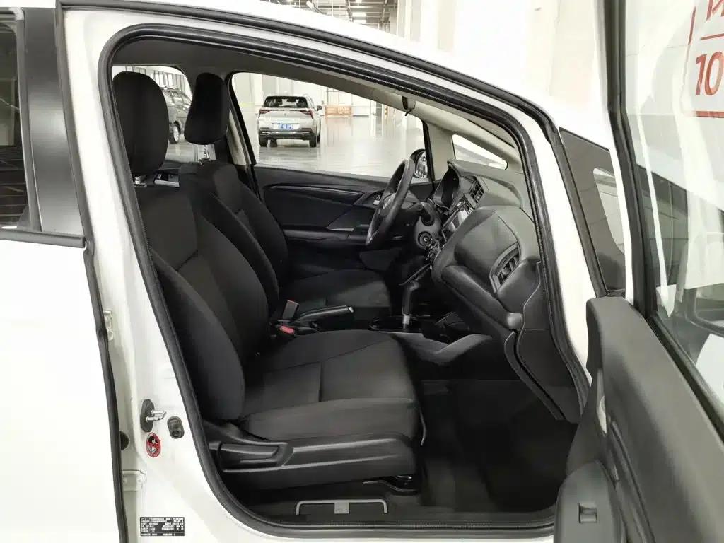 Honda Fit 2014 1.5L LX CVT Comfort — миниатюра 23