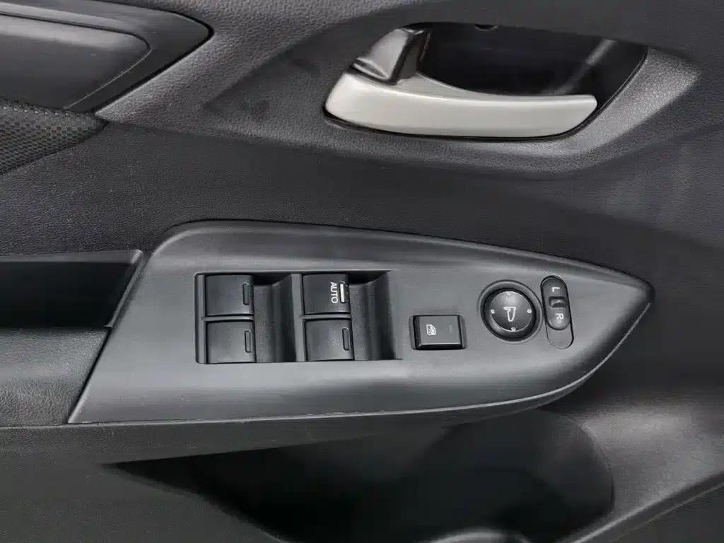 Honda Fit 2014 1.5L LX CVT Comfort — миниатюра 9