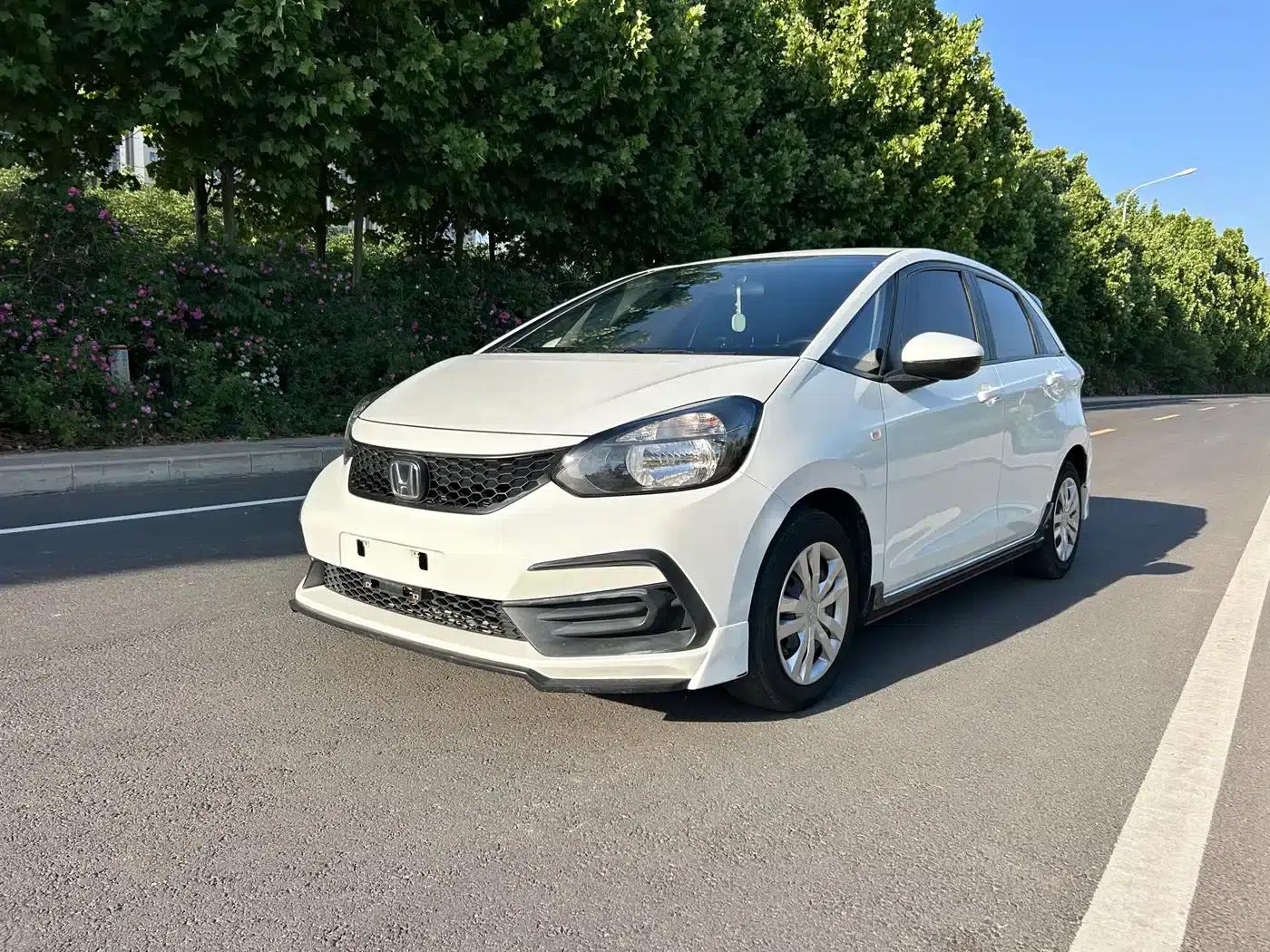 Honda Fit 2021 1.5L CVT Trendy Edition — миниатюра 1