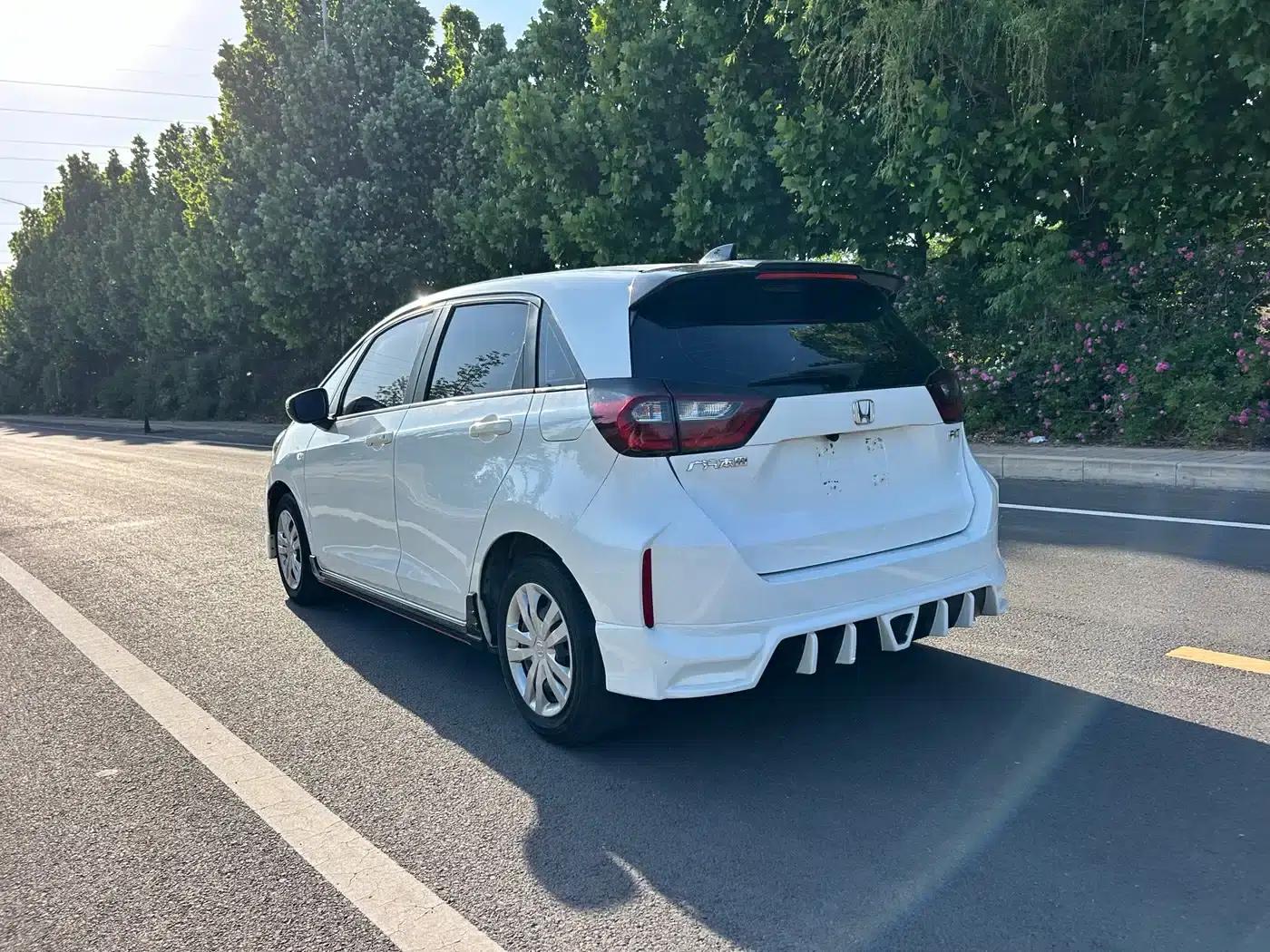 Honda Fit 2021 1.5L CVT Trendy Edition — миниатюра 3