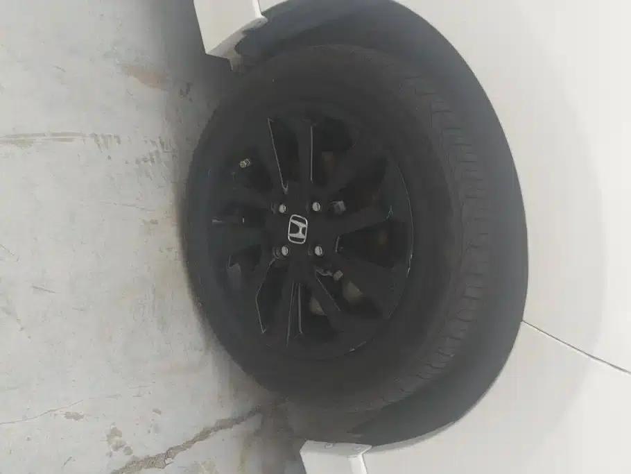 Honda Fit 2018 1.5L CVT Sport Edition — миниатюра 6
