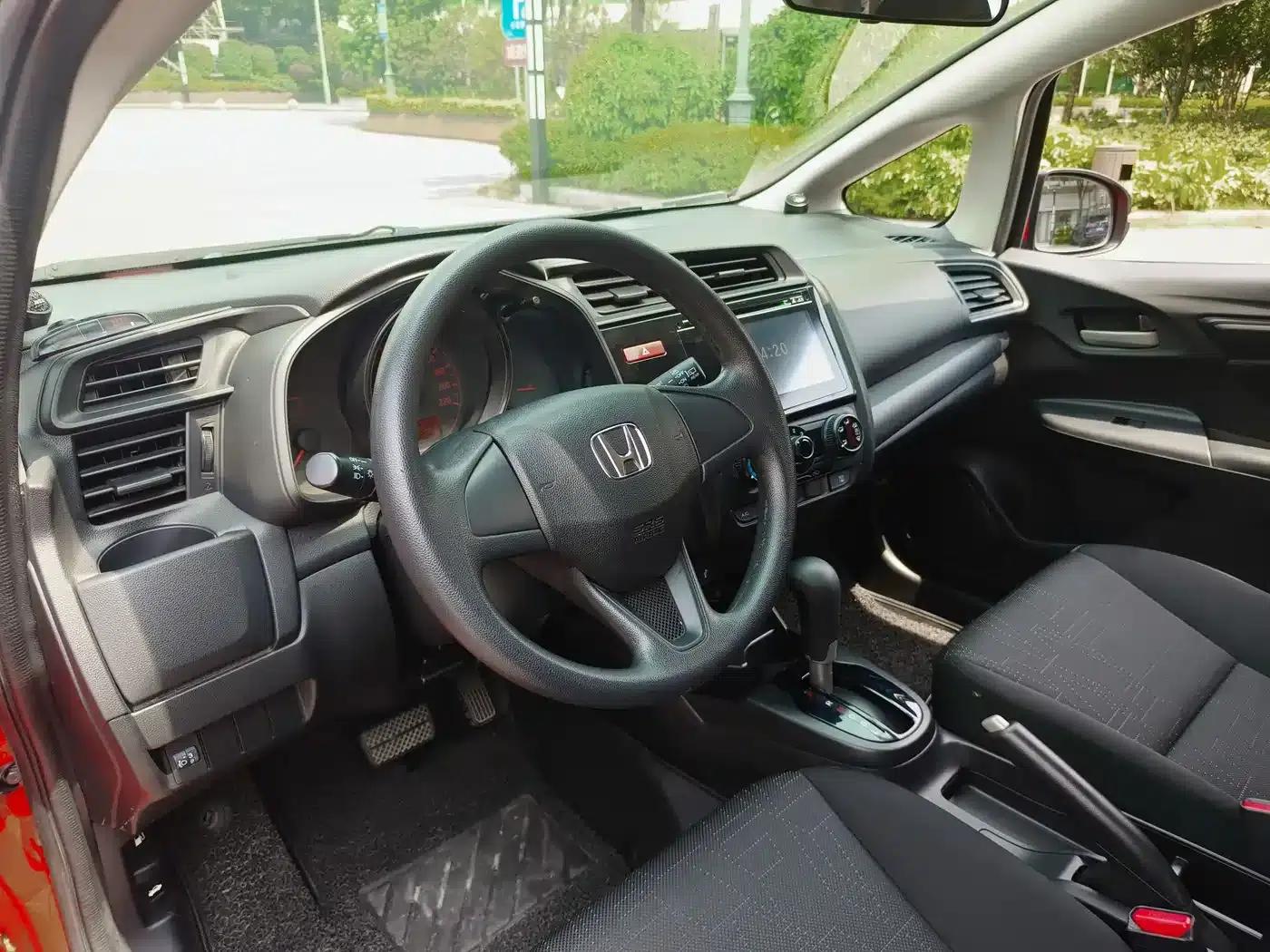 Honda Fit 2014 1.5L LX CVT Comfort — миниатюра 21