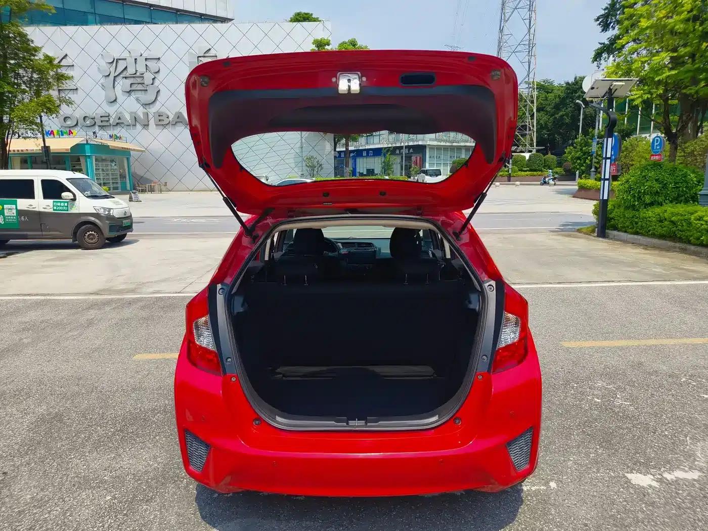 Honda Fit 2014 1.5L LX CVT Comfort — миниатюра 33