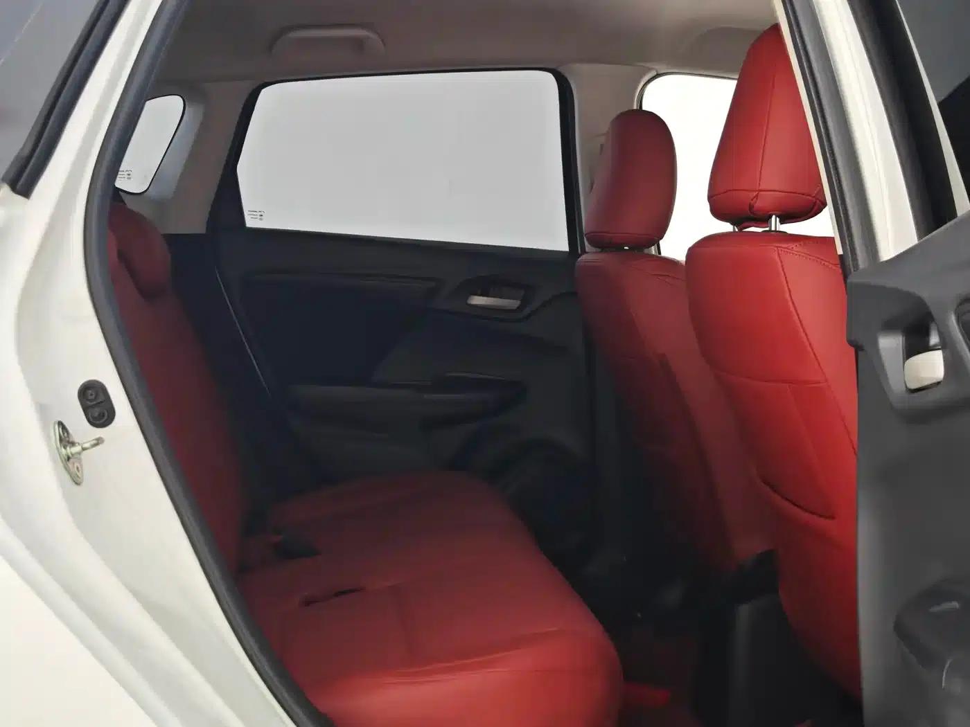 Honda Fit 2018 1.5L CVT Comfort Edition — миниатюра 17