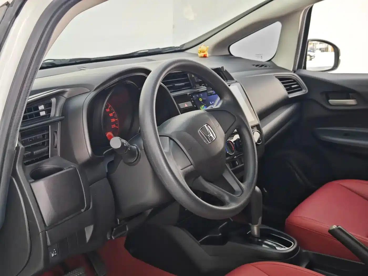 Honda Fit 2018 1.5L CVT Comfort Edition — миниатюра 22