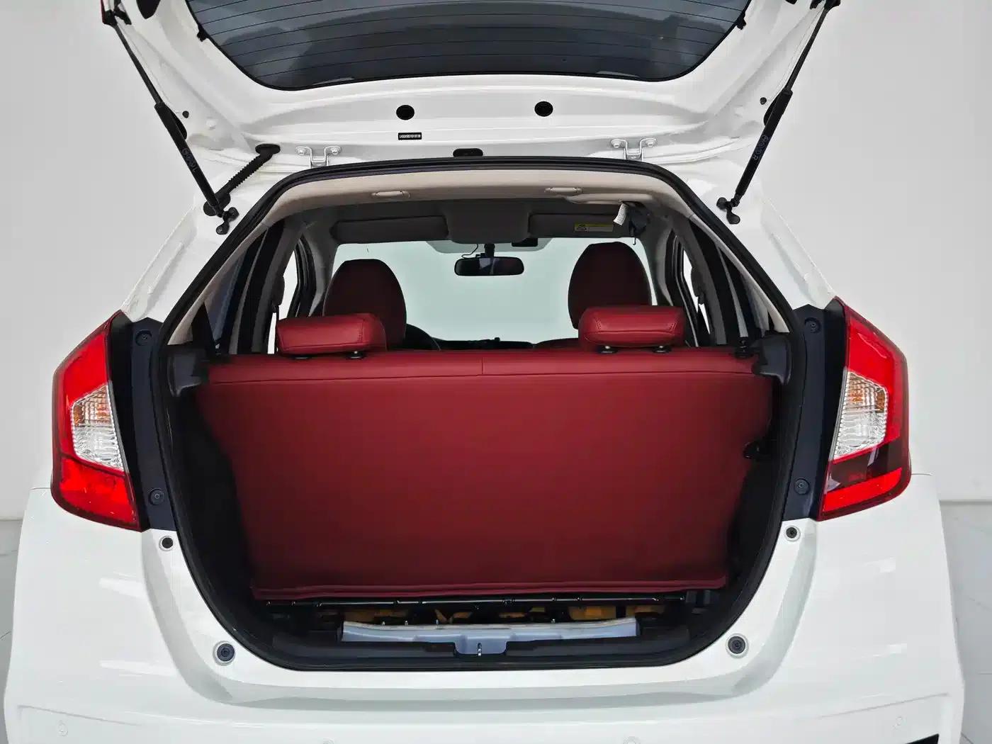 Honda Fit 2018 1.5L CVT Comfort Edition — миниатюра 26