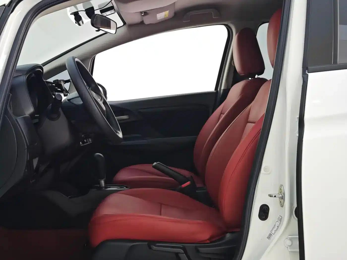 Honda Fit 2018 1.5L CVT Comfort Edition — миниатюра 7