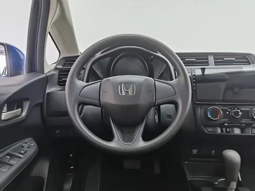 Honda Fit 2018 1.5L CVT Comfort Edition — миниатюра 11