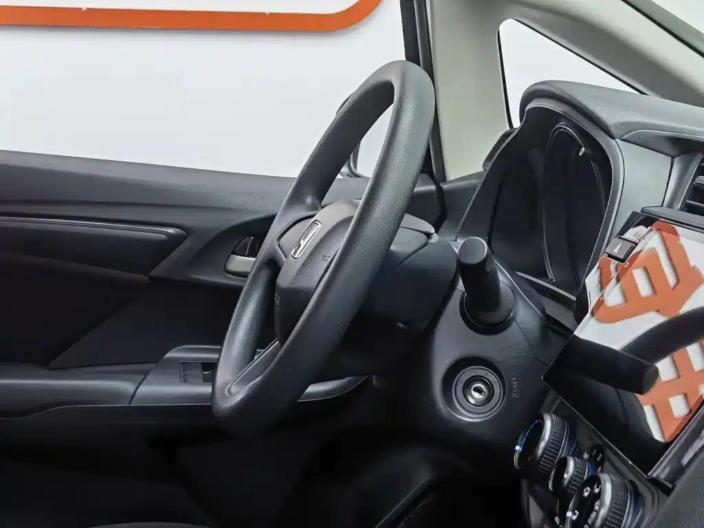 Honda Fit 2018 1.5L CVT Comfort Edition — миниатюра 22