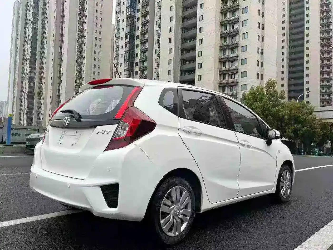 Honda Fit 2014 1.5L EX CVT Elite — миниатюра 7
