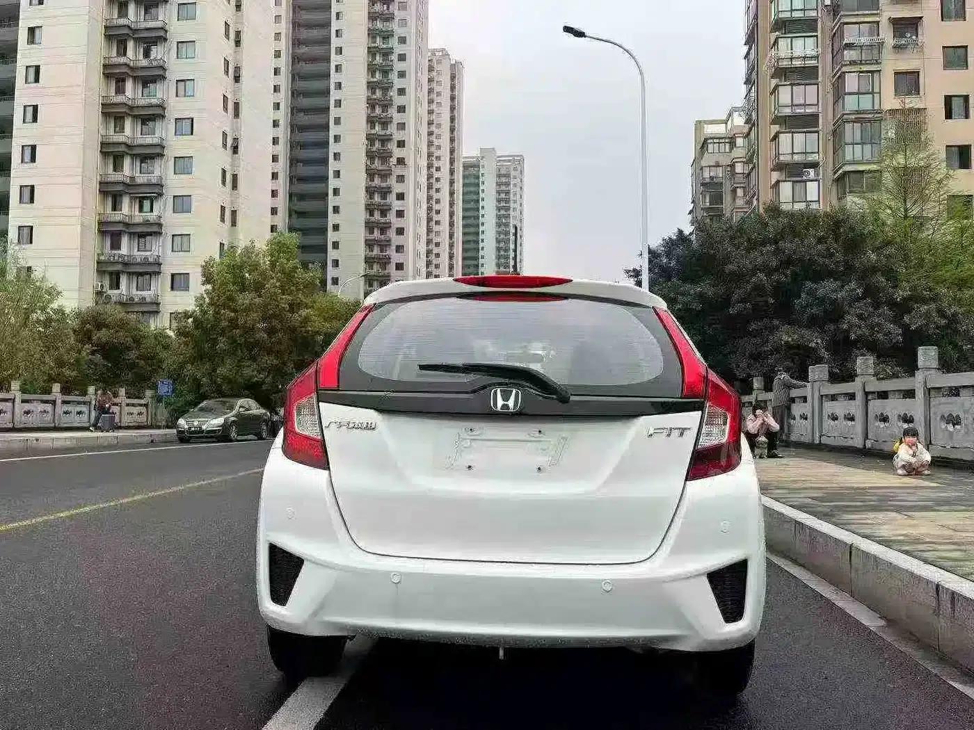 Honda Fit 2014 1.5L EX CVT Elite — миниатюра 8