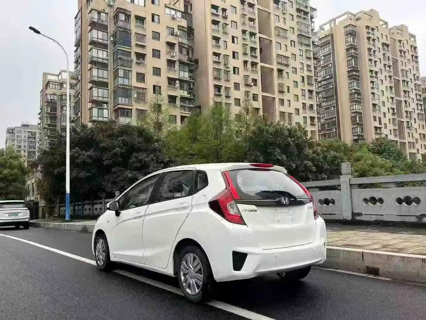 Honda Fit 2014 1.5L EX CVT Elite — миниатюра 9