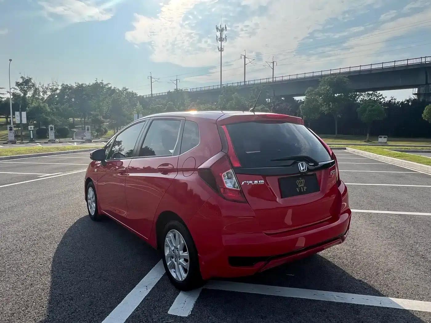 Honda Fit 2018 1.5L CVT Comfort Sunroof Edition — миниатюра 7