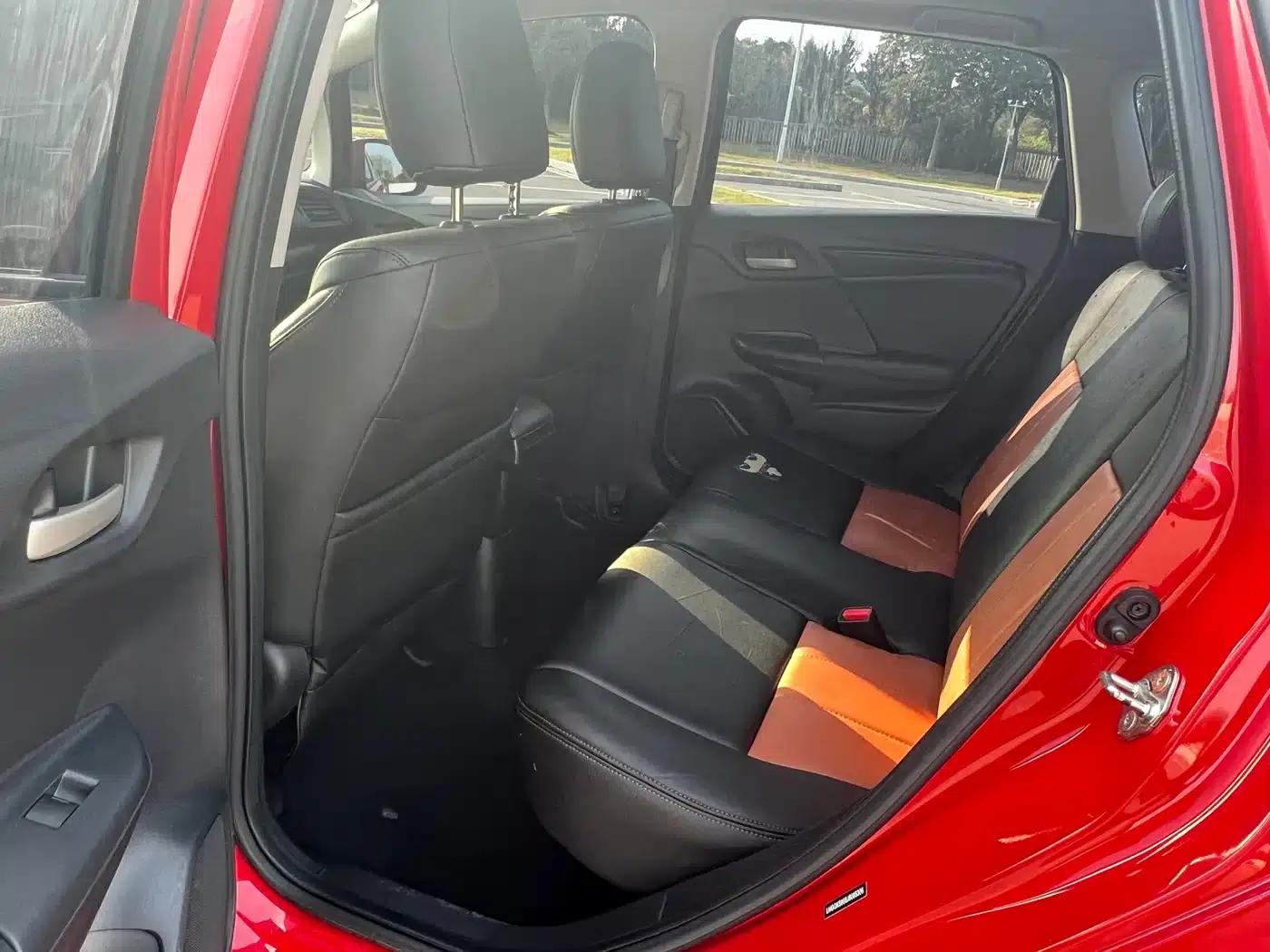 Honda Fit 2018 1.5L CVT Comfort Sunroof Edition — миниатюра 8