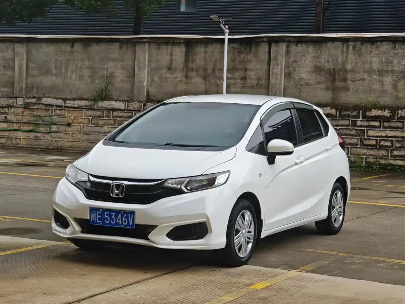 Honda Fit 2020 1.5L CVT Comfort Edition — миниатюра 1