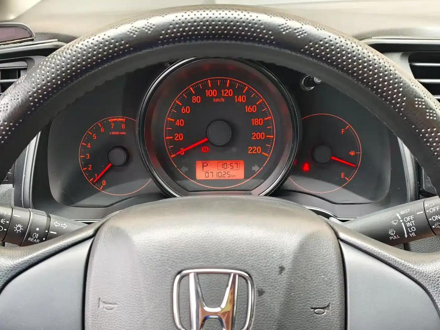Honda Fit 2020 1.5L CVT Comfort Edition — миниатюра 6