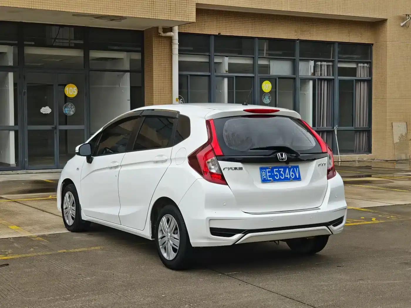 Honda Fit 2020 1.5L CVT Comfort Edition — миниатюра 8