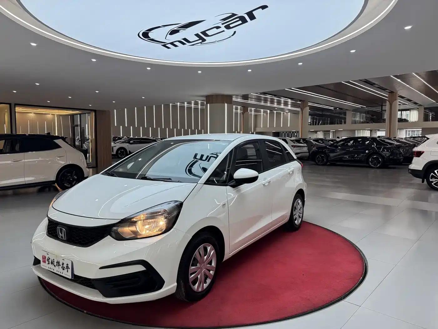 Honda Fit 2021 1.5L CVT Trend Edition — миниатюра 1