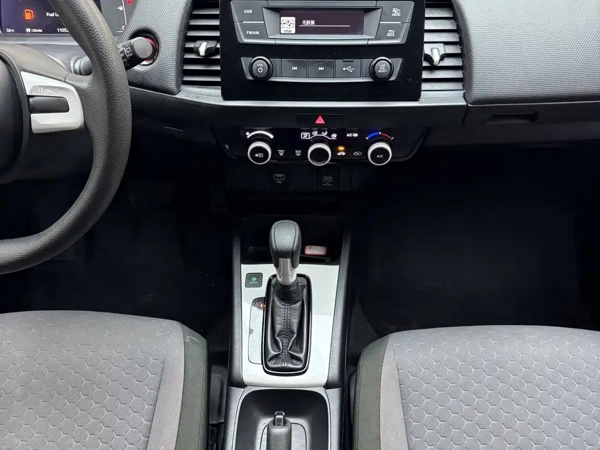 Honda Fit 2021 1.5L CVT Trend Edition — миниатюра 17