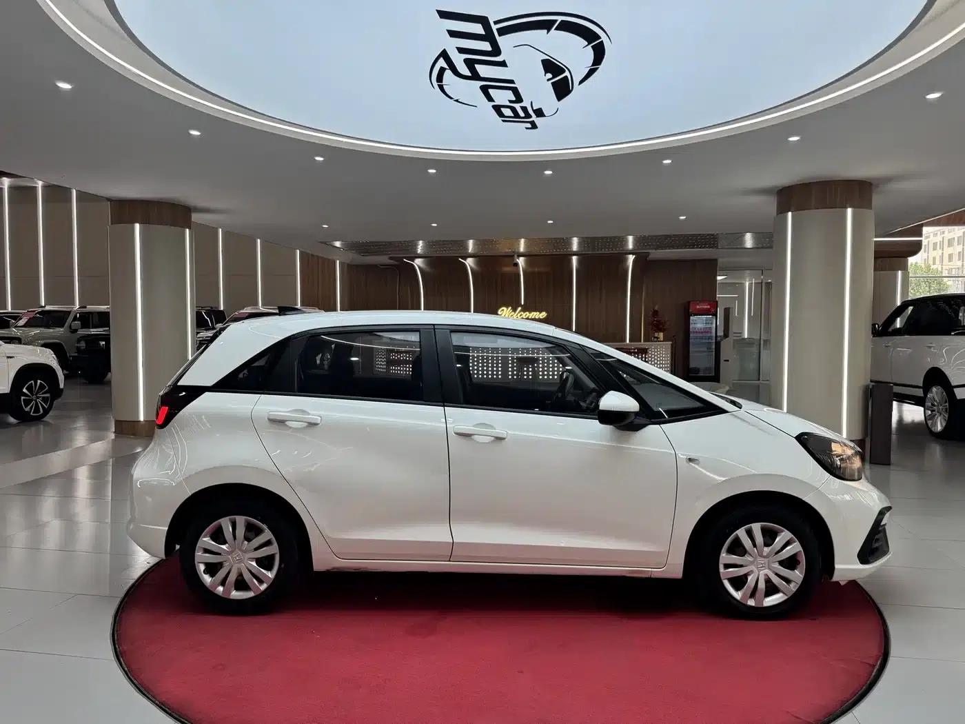 Honda Fit 2021 1.5L CVT Trend Edition — миниатюра 4
