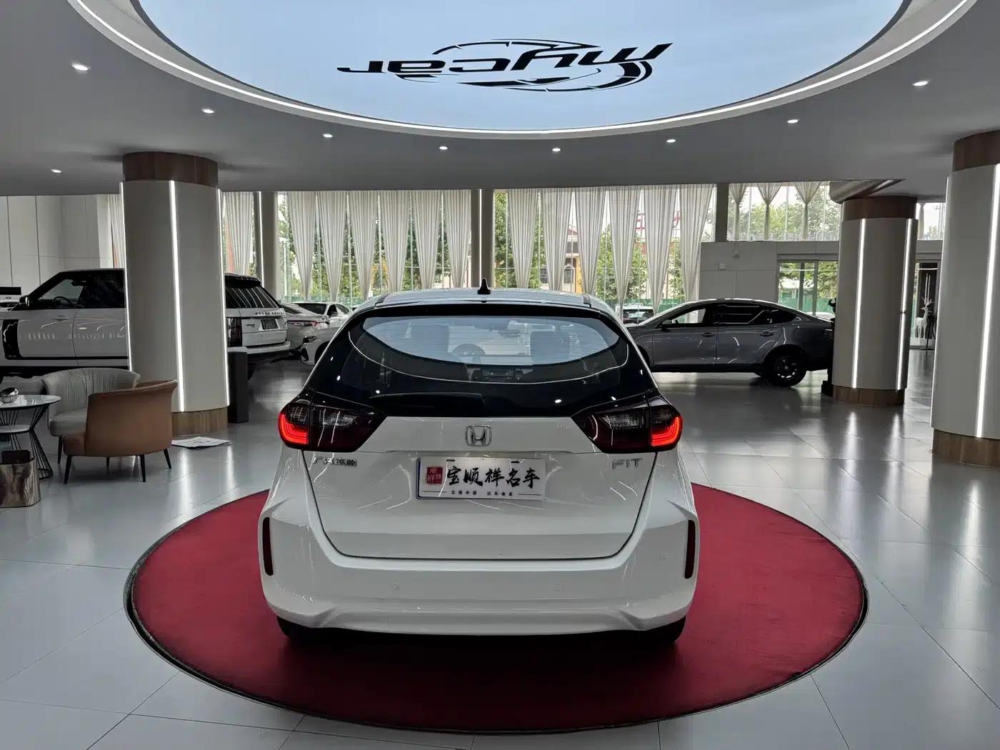 Honda Fit 2021 1.5L CVT Trend Edition — миниатюра 6