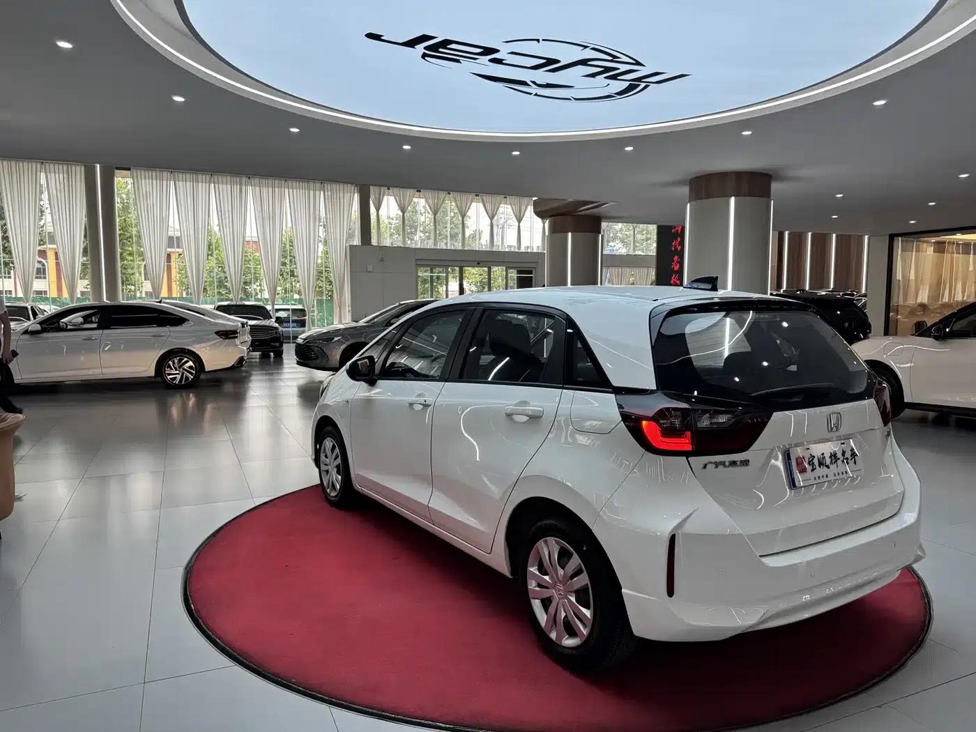 Honda Fit 2021 1.5L CVT Trend Edition — миниатюра 7