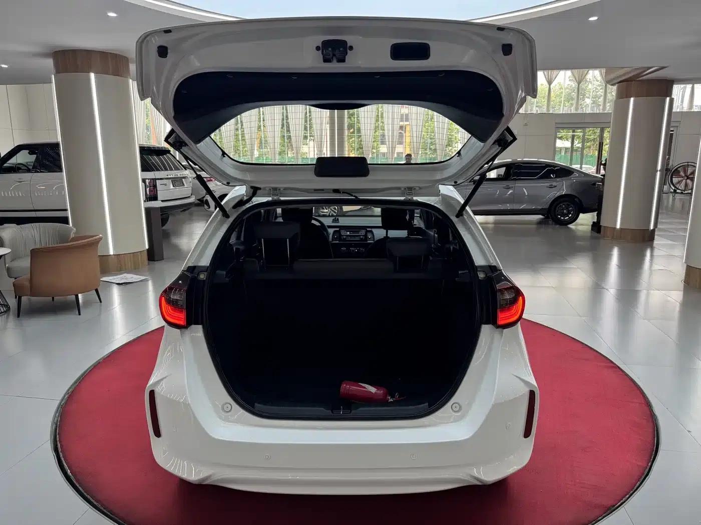 Honda Fit 2021 1.5L CVT Trend Edition — миниатюра 10
