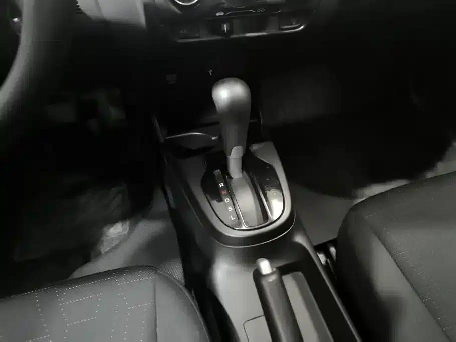 Honda Fit 2016 1.5L LXS CVT Comfort Sunroof Edition — миниатюра 16