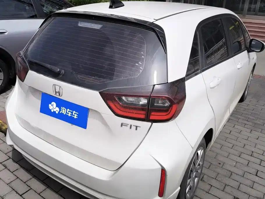 Honda Fit 2021 1.5L CVT Trend Edition — миниатюра 3